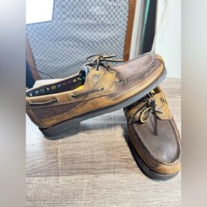 Timberland Mens Lightly used brown loafers made of genuine leather Size 11.5